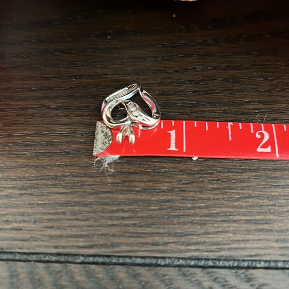 Vintage 10K White Gold with Diamonds TAJ Heart Pendant - Picture 4 of 4